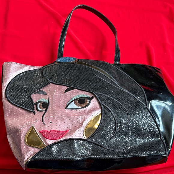 Disney Handbags - Disney Danielle Nicole bag!